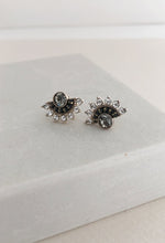 Load image into Gallery viewer, Black Diamond Fan Earrings