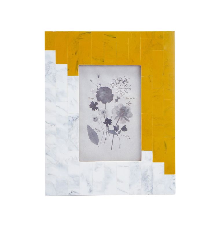 Yellow and White Frame (4 x 6)