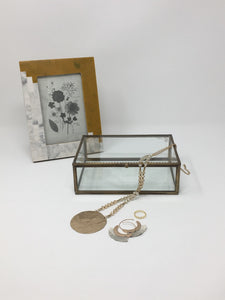 Medium Glass Box